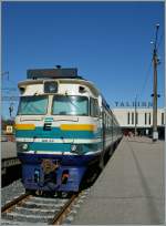 Ein DR-1 Triebwagenzug als Portr�t...
(Tallinn, den 1. Mai2012)