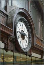 Diese altehrwrdige Uhr in Paris Nord zeigt uns, dass unserer Eurostar nach London in einer guten Stunde abfahren wird...