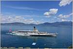 Die einen geniessen den heissen Sommer 2022 mit einer Schiffahrt auf dem Dampfschiff  LA Suisse , die anderen im Wasser des Genfer See's.
(30.7.2022)