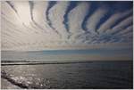 Zwischen und Himmel und Erde/607202/wolken-verteilen-sich-faecherartig-ueber-den Wolken verteilen sich fächerartig über den Himmel bei Wustrow
(23.09.2017) 