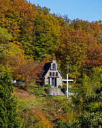 Herbst/753144/herbstzeit-oder-indian-summer-im-hellertaltele-blick Herbstzeit oder Indian Summer im Hellertal.....
Tele-Blick auf die Fatima-Kapelle in Herdorf-Sassenroth am 24.10.2021.