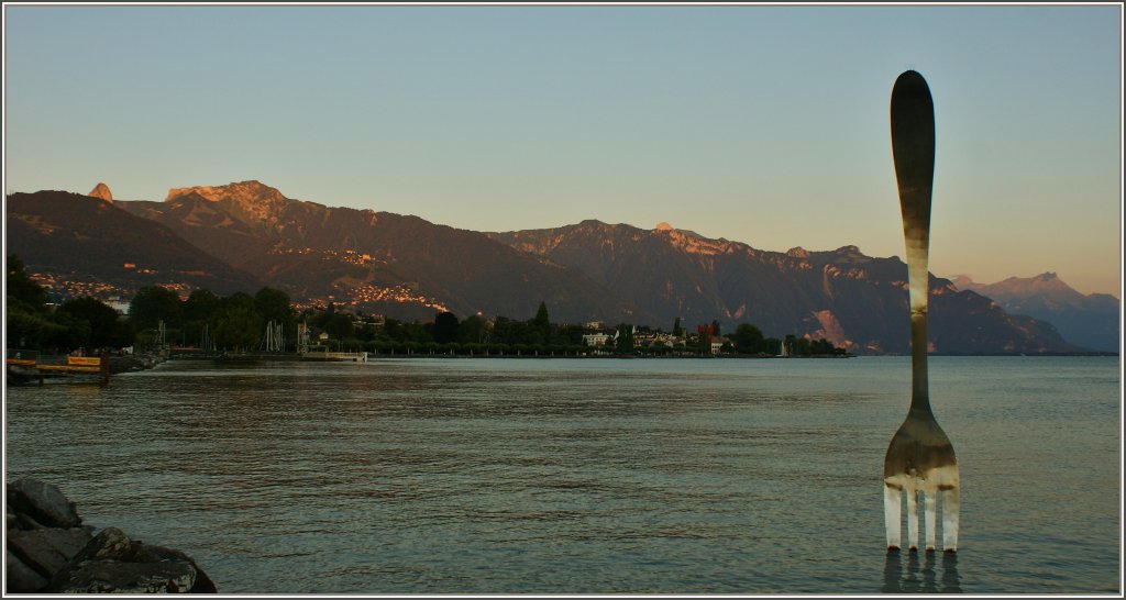 Sommerabendstimmung am Genfersee,Vevey.
(09.08.2012)
