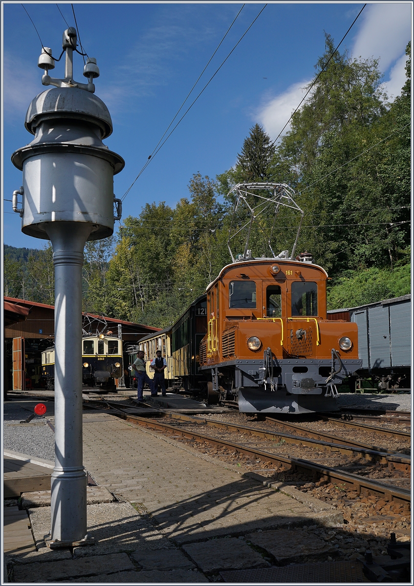 50 Jahre Blonay Chamby - MEGA BERNINA FESTIVAL: Die RhB Gastlok Ge 2/2 161  Asnin  (Eselchen) in Chaulin. 9. Sept. 2018