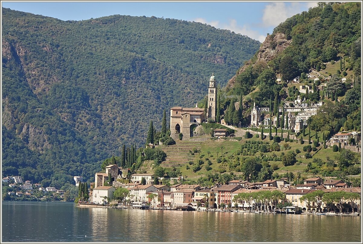 Blick auf die Kirche von Morcote am Lago di Lugano