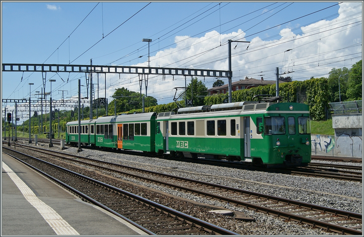 Der BAM/MBC Regionalzug von Biere nach Morges erreicht sein Zielbahnhof.
30. Mai 2014