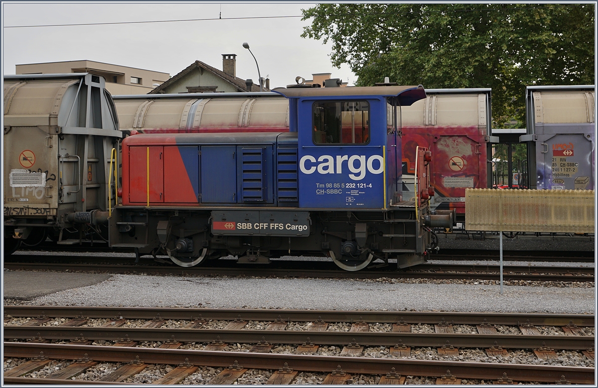 Der SBB Tm 232 121 (UIC 98 85 5232 121-4 CH-SBBC) in Sursee.
27. Aug. 2017 
