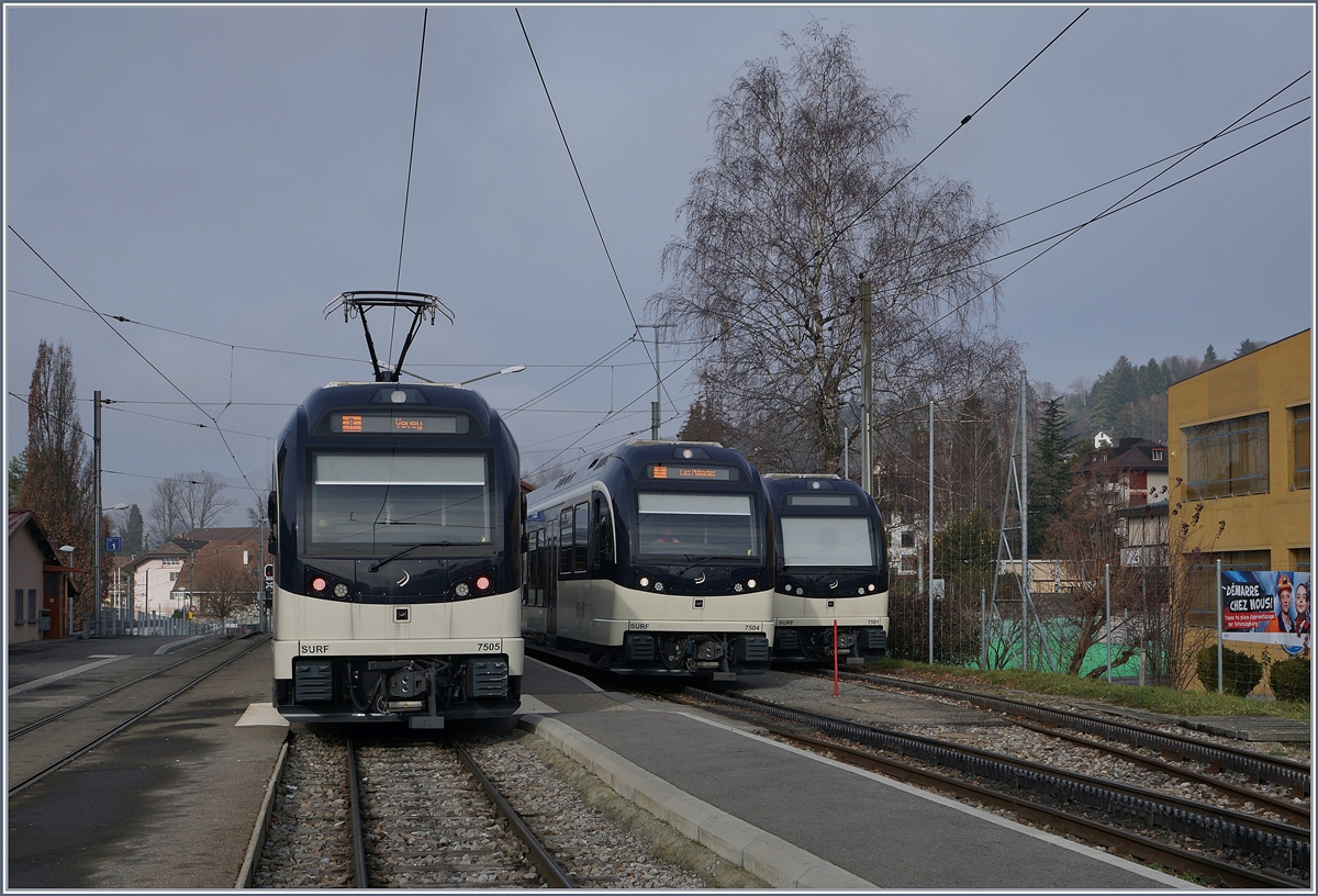 Die CEV MVR SURF ABeh 2/6 7505, 7504 und 7501 in Blonay.
28. Dez. 2018 
