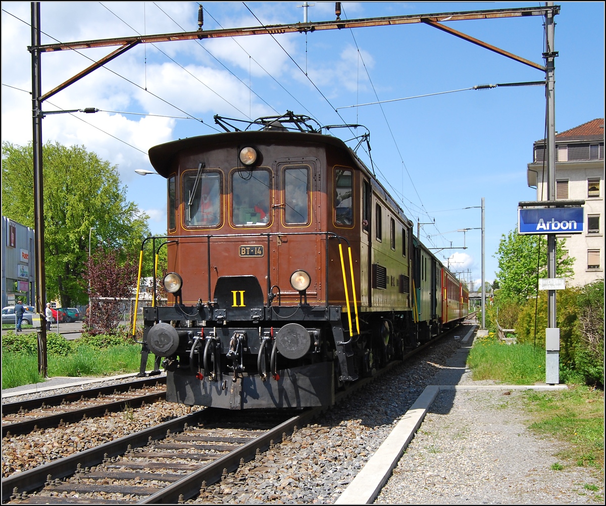 Die Nr. 14 der Bodensee-Toggenburg-Bahn im Pendelverkehr anlässlich der Arbon Classics. Mai 2008.