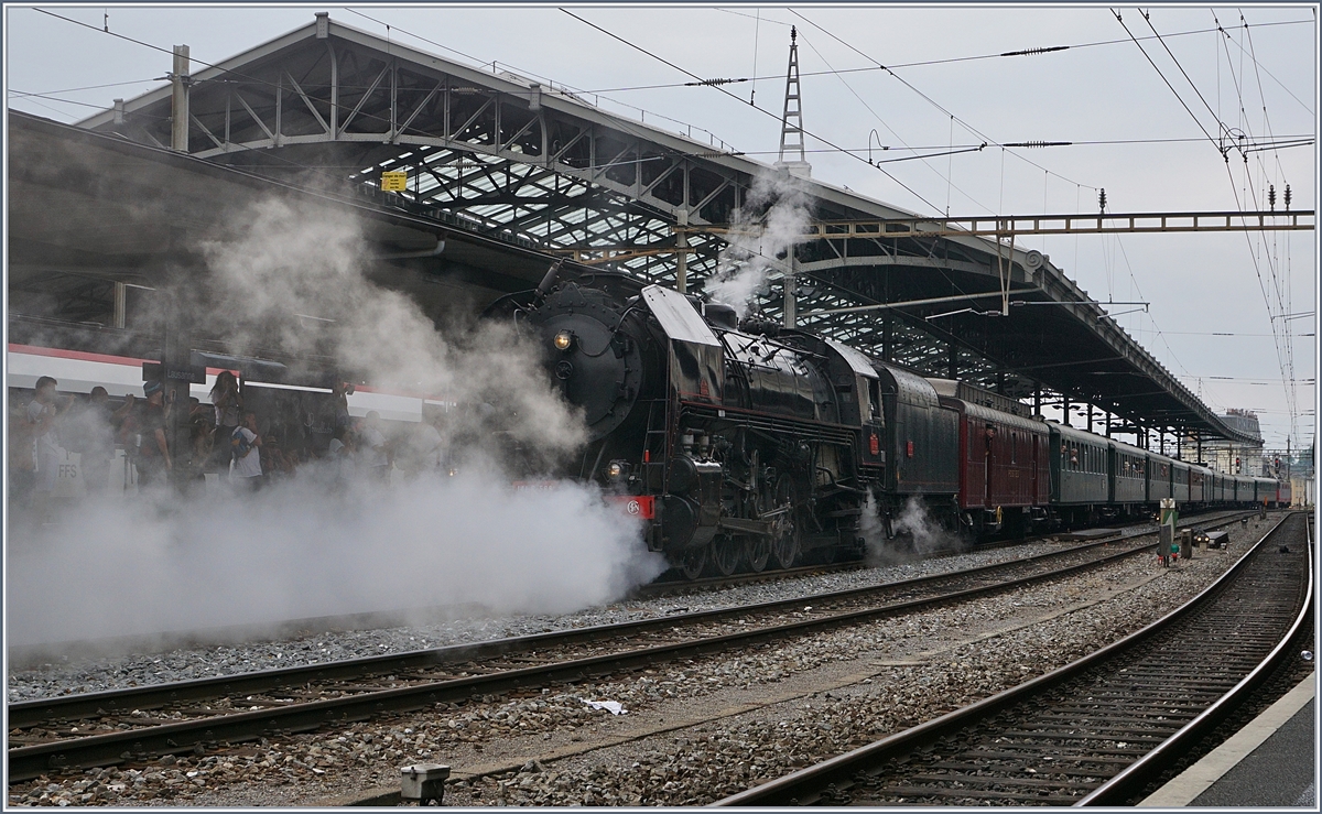 Und weiter geht die Fahrt, auch wenn überraschend viel Dampf nach vorne aus der Lok strömt.
24. Juni 2017