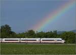 403 061 'Celle' mit Regenbogen bei Buggingen.