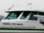 Weitere Fotos:  MONET  (1999) - ENI-Nummer, L�nge, Breite und Passagierzahl am Schiff, sowie Steuerhaus