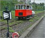 Autour de la voie ferrée / Rund um die eiserne Bahn (Herbstevent 2024) - die Dm 2/2 N° 3 verläst mit ihrem Beiwagen als  Biniou Express  Blonay in Richtung Chantemerle.