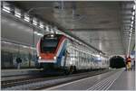 Von Annemasse kommend befindet sich Ausgangs des 2110 Meter langen Tunnel Pinchat die Station Lanchy-Bachet.