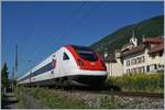 Ein ICN auf dem Weg nach Biel/Bienne bei Ligerz.