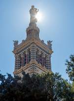 provence/476305/turmspitze-der-marien-wallfahrtskirche-notre-dame-de-la 
Turmspitze der Marien-Wallfahrtskirche Notre-Dame de la Garde in Marseille am 26.03.2015. 