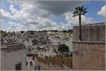 Blick auf die Trullihäuser von Alberobello. 
Sie sind seit 1996 Weltkulturerbe der UNESCO.
(20.4.2023)