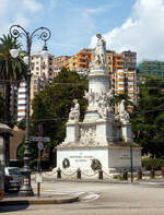 Das Kolumbus-Denkmal auf der Piazza Acquaverde (beim Bahnhof Genova Piazza Principe) in Genua der Hauptstadt der Region Ligurien, am 23 Juli 2022.