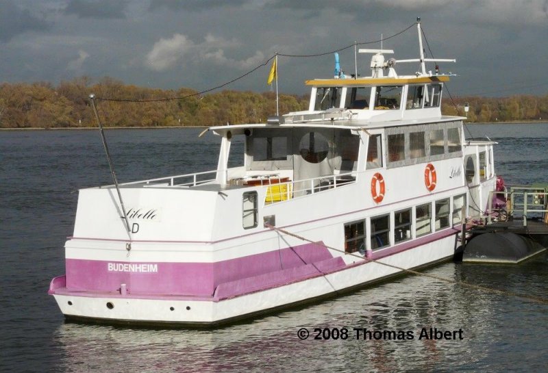 Weitere Fotos:  LIBELLE  (1952) - Steuerbordseite schr�g von Achtern